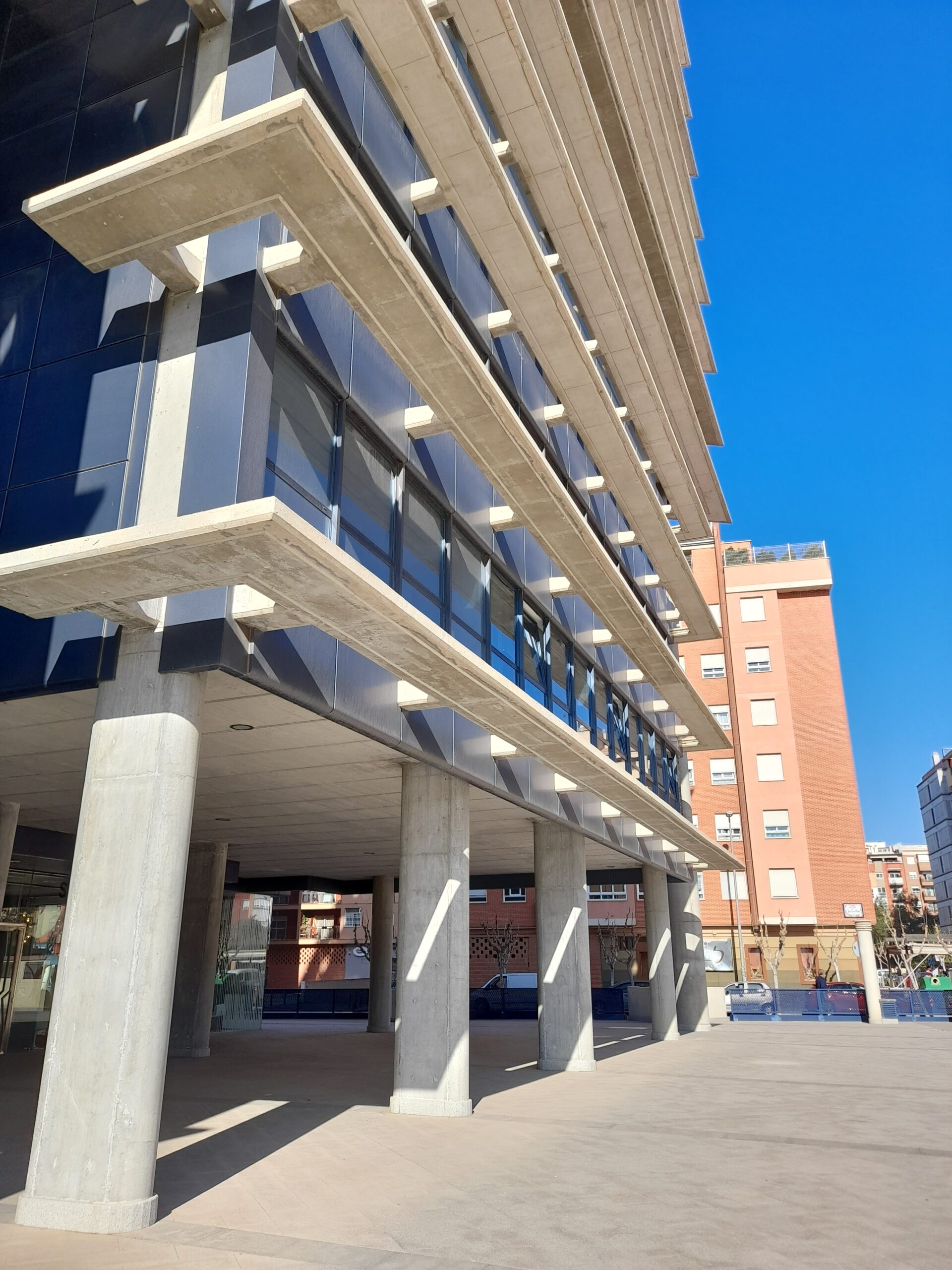 Proyecto Torre Proconsa con vidrio de seguridad Glasscor